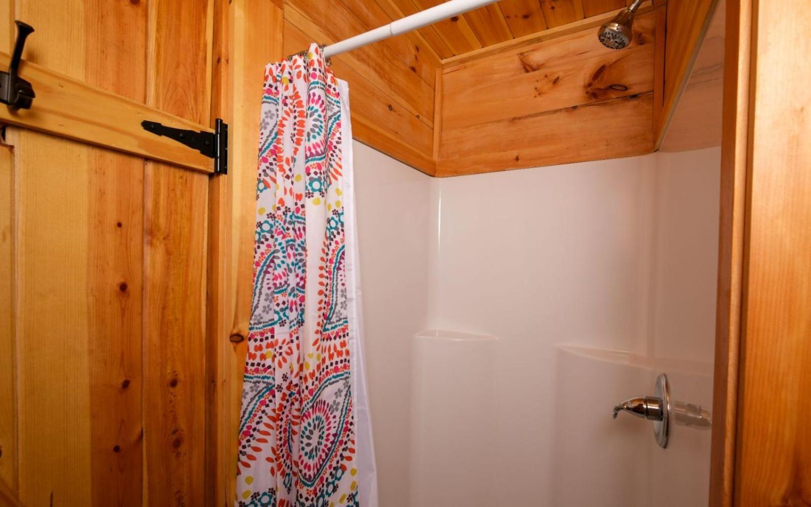 Sheriffs Cabin ガトリンバーグ エクステリア 写真