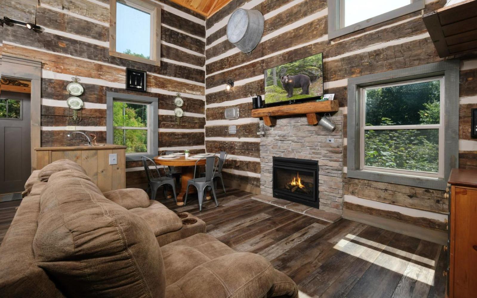 Sheriffs Cabin ガトリンバーグ エクステリア 写真
